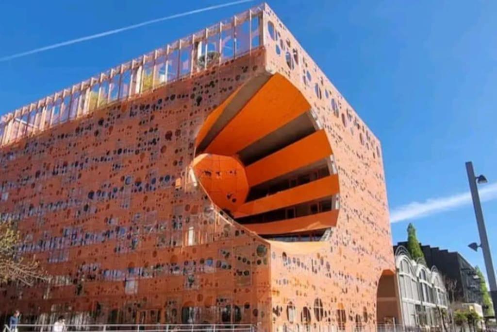 Appartement Dans Peniche Atypique Et Idyllique A Confluence Lyon Exterior foto